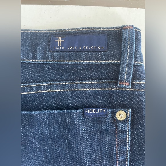 Viper Wash Lily Bootcut Fidelity Jeans - Picture 5 of 12